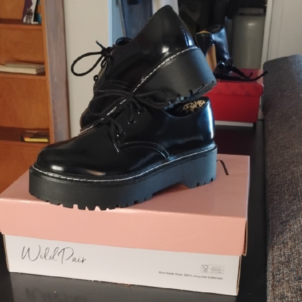 Wild Pair Glossy Black Platform Shoes